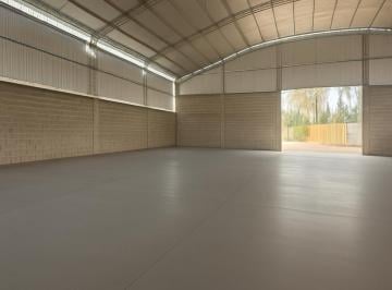 Local comercial · 1250m² · 3 Ambientes · Galpon Zona Villa Esquiu/ Pritty.