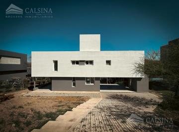 Casa · 1043m² · 3 Dormitorios · Casa en Venta Estancia Q2 - Mendiolaza Central