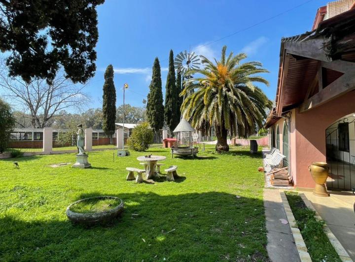 Terreno · 240000m² · 12 Ambientes