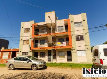 Departamento de 3 ambientes, Mar de Ajó · Departamento: San Juan Esq. Moreno - Mar de Ajó Norte - C948