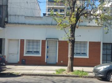 Casa , Villa del Parque · Venta - Casa Ideal Desarrollo - Villa del Parque