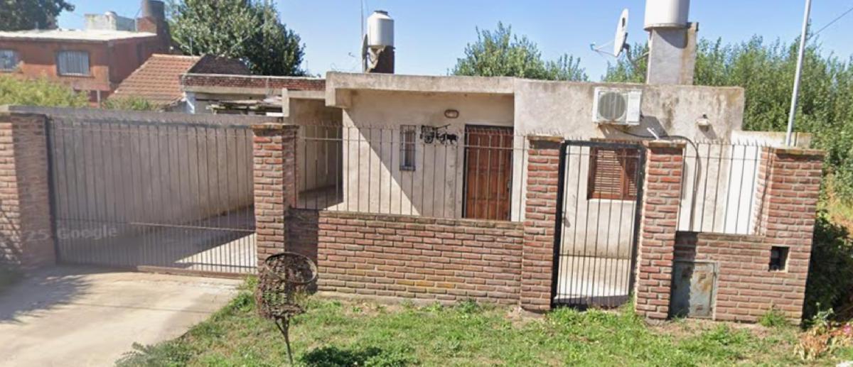 Chalet 3 amb, 55m² con garage y parque — Playa Serena