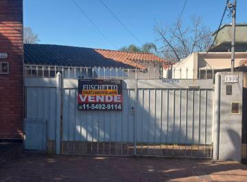 Casa de 3 ambientes, San Isidro · Av Sucre 1999 (Beccar). Casa con 2 Dorm.. Jardín. Apto Prof. Lote 180 m²