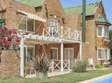 Casa · 375m² · 6 Ambientes · 2 Cocheras · Casa Venta Fisherton 4 Dorm. Pileta Jardin 2 Plantas