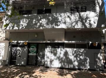 Oficina comercial · 180m² · 9 Ambientes · Oficina en Venta
