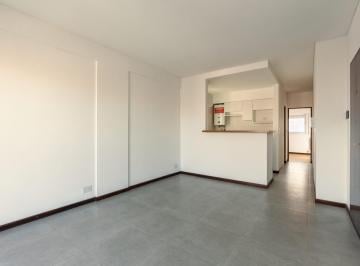 Departamento · 43m² · 2 Ambientes · Departamento en Venta Centro 1 Dormitorio Balcón Al Frente Oroño Luminoso