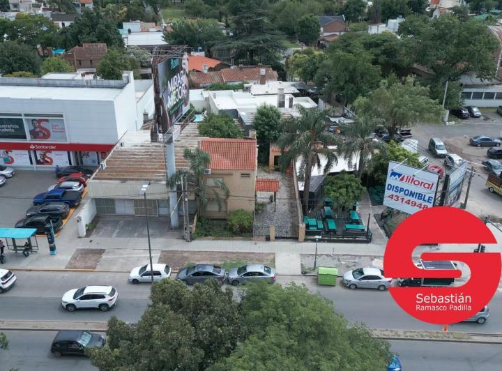 Casa · 272m²