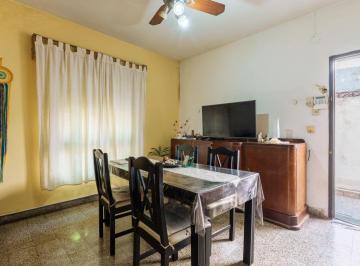 Casa · 78m² · 4 Ambientes · Casa en Venta Barrio España y Hospitales 3 Dorm. Patio Luminoso Amplio