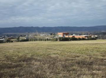 Terreno · 2200m² · Terreno en Altos del Corral con Proyecto