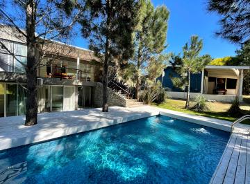 Casa de 6 ambientes, Costa Esmeralda · Casa en Costa Esmeralda