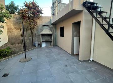 Casa de 4 ambientes, General San Martín · Cantilo 900, San Martin /casa 4 Ambientes / 2 Baños/ Patio y Parrilla