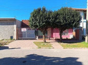 Casa de 7 ambientes, Florencio Varela · Venta, Casa de Dos Plantas, a 500 m. Aprox de Gral. Manuel Hornos, Fcio. Varela