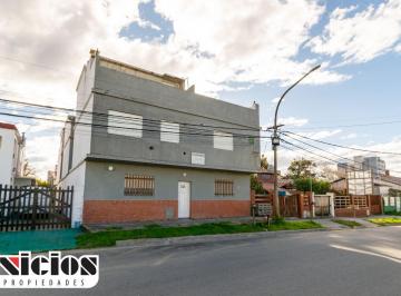 Departamento de 5 ambientes, Mar de Ajó · Amplio Triplex a 80 m del Mar - C559