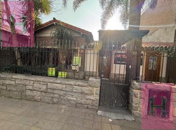 Local comercial · 207m² · Venta Local en Luis Guillon – Oportunidad Comercial