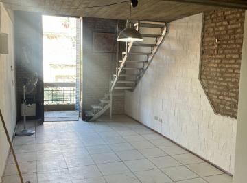 Departamento de 2 ambientes, Congreso · Sarandi 1063 2 Ambientes en Duplex Baño y Toil Cochera Al Frente Excelente!