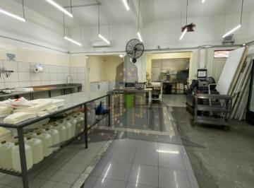 Local comercial · 290m² · Venta - Gran Local Comercial - Oportunidad - Inversion - Caseros