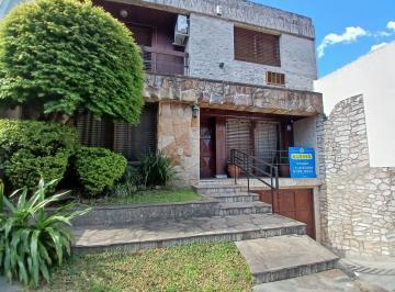 Casa · 245m² · 5 Ambientes · 3 Cocheras · Casa Tipo Americana Zona Agustiniano
