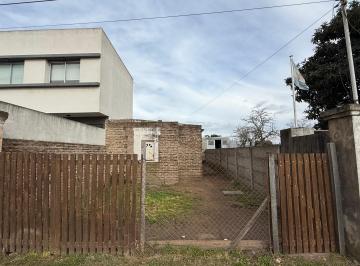 Casa de 2 ambientes, Brandsen · Casa 40 m², Barrio Mataderos, Coronel Brandsen, Buenos Aires.