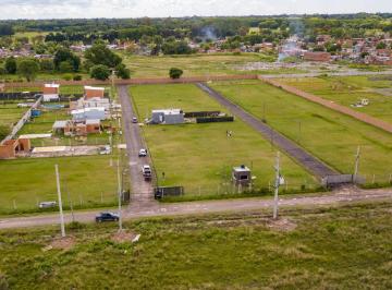 Terreno · 300m² · Venta de Lotes en Barrio Cerrado