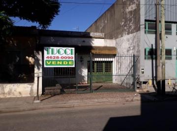 Casa · 100m² · 3 Ambientes · 2 Cocheras · Casa Tres Ambientes - a m de Av Rivadavia Moron