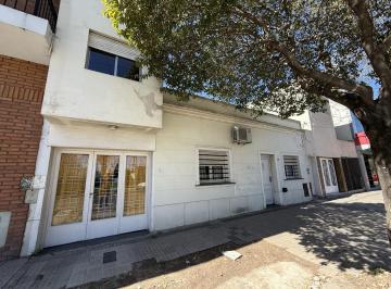 PH · 65m² · 4 Ambientes · 1 Cochera · PH en Venta de 2 Dorm. y Cochera en La Plata