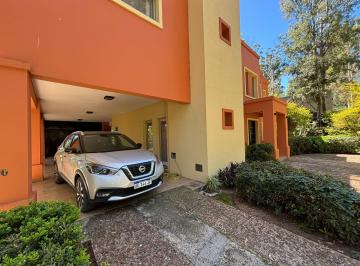Casa · 195m² · 6 Ambientes · 2 Cocheras · Casa en Puerto Paraiso