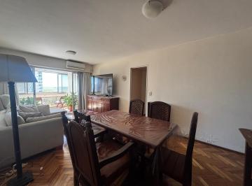 Departamento · 82m² · 4 Ambientes · 1 Cochera · Departamento en Centro