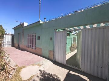 Casa de 5 ambientes, Maipú · Casa en Venta + Departamento Santa Blanca Maipu
