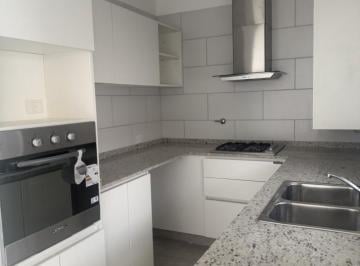 Departamento · 95m² · 4 Ambientes · 1 Cochera · Departamento en Venta de 4 Ambientes en Villa Urquiza. Cochera, Baulera, Terraza, Jacuzzi, Parrilla.