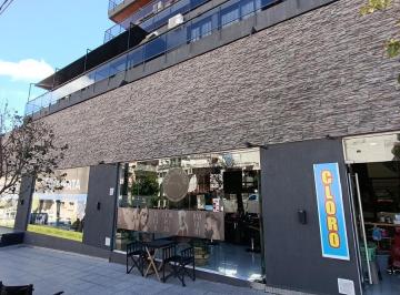 Local comercial · 108m² · 2 Ambientes · Local Comercial U Oficinas en Venta
