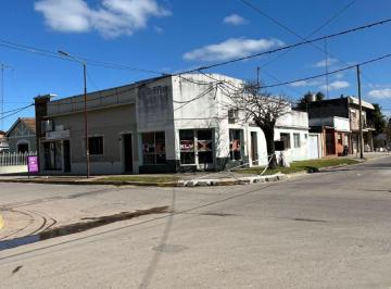 Local comercial de 3 ambientes, Carmen de Areco · Local Comercial, Ubicación Privilegiada.