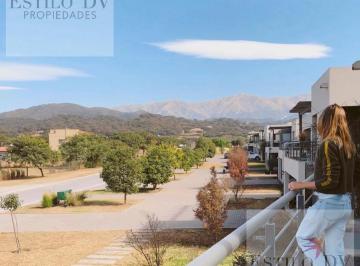 Departamento · 1m² · 3 Ambientes · 1 Cochera · Departamento en Praderas de San Lorenzo