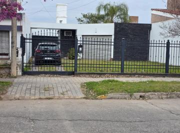 Casa de 5 ambientes, Córdoba · Casa en Venta - B° Alta Córdoba