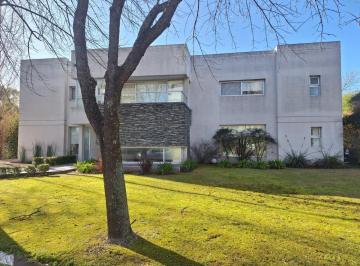 Casa de 5 ambientes, La Plata · Casa Grand Bell