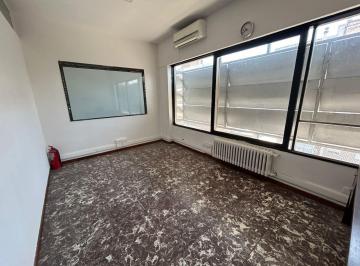 Oficina comercial · 40m² · 2 Ambientes · Venta Oficina 40 m² Remodelada en Edificio Tyta