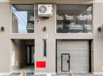 Local comercial de 1 ambiente, Liniers · Local en Venta en Liniers con Entrepiso