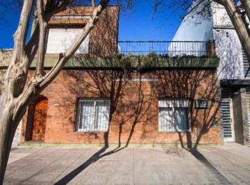 Casa de 6 ambientes, Villa Luro · Casa 6 Ambientes Apto Crédito con Parque, Terraza y Quimcho