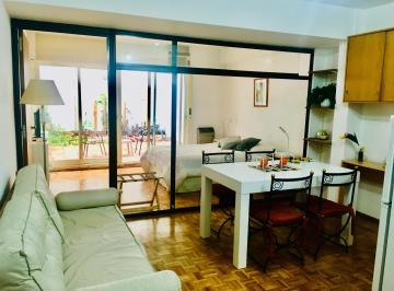 Departamento de 1 ambiente, Recoleta · Mansilla y Av Pueyrredón. Único Monoambiente Divisible con Patio