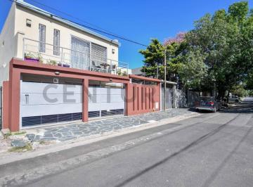Casa · Casa en Venta en Ringuelet 4 Dorm.