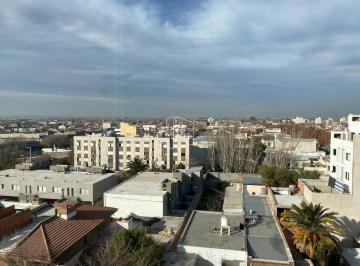 Departamento · 226m² · 6 Ambientes · 2 Cocheras · Venta - Departamento de Categoría de Cipolletti - D059