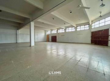Local comercial · 422m² · Galpon de 3 Plantas - 422 m - Barrio Sarmiento