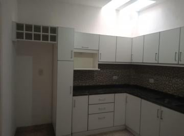 PH de 2 ambientes, Lanús · Dto T/ Casa Interno C/ Terraza Amplia y Quincho Sin Expensas