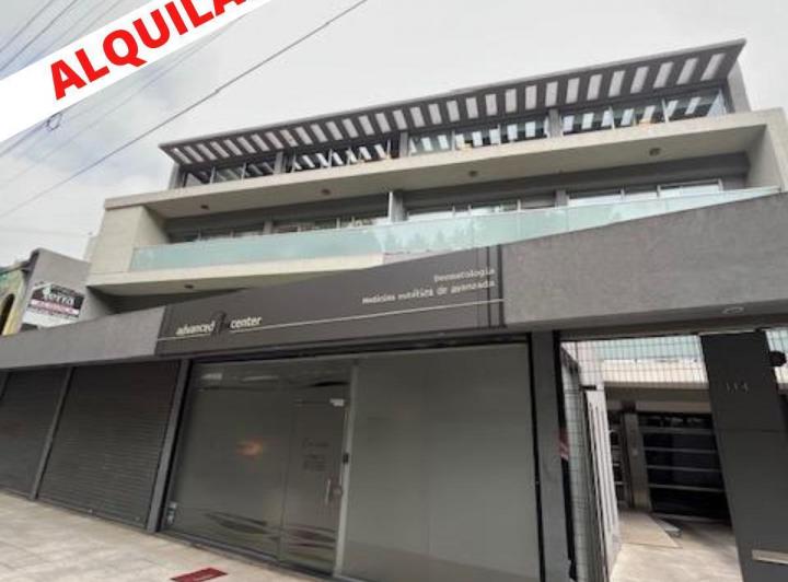 Oficina comercial · 82m² · 1 Cochera