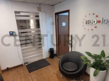 Oficina comercial · 124m² · 5 Ambientes · 1 Cochera · Alquiler Oficina Premium en Centro Porteño