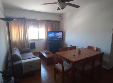 Departamento · 62m² · 3 Ambientes · Departamento de 3 Amb en Torre en El Corazón de San Martín - Excelente Estado y Cerca de Todo