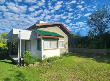 Casa · 62m² · 2 Dormitorios · 1 Cochera · Casa en Venta en Salsacate - Excelente Oportunidad!