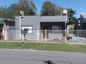Casa · 300m² · 3 Ambientes · Oportunidad. Casa en Barrio Alberdi - Jose C. Paz