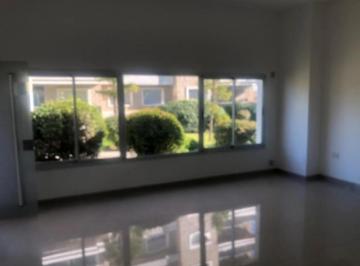 Local comercial · 55m² · 1 Cochera · Vendo Local Comercial en Terraforte Interno