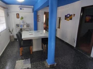 Casa · 110m² · 4 Ambientes · Venta Casa Americana de 3 Ambientes Moron Sur Apto Credito