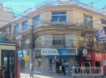 Oficina comercial · 200m² · Oficina en Moron